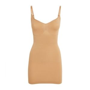 NWOT SKIMS Seamless Sculpt Dress in Ochre